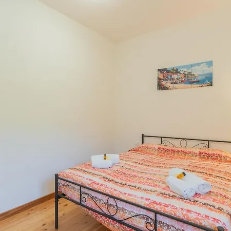 Casa Minù Appartamento Faggeto Lario